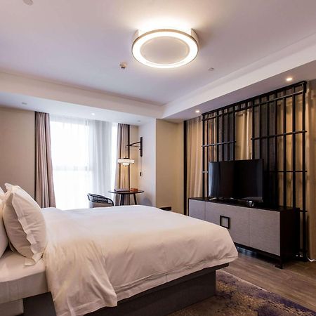 Howard Johnson By Wyndham Life Zhuoyuan Нинбо Екстериор снимка