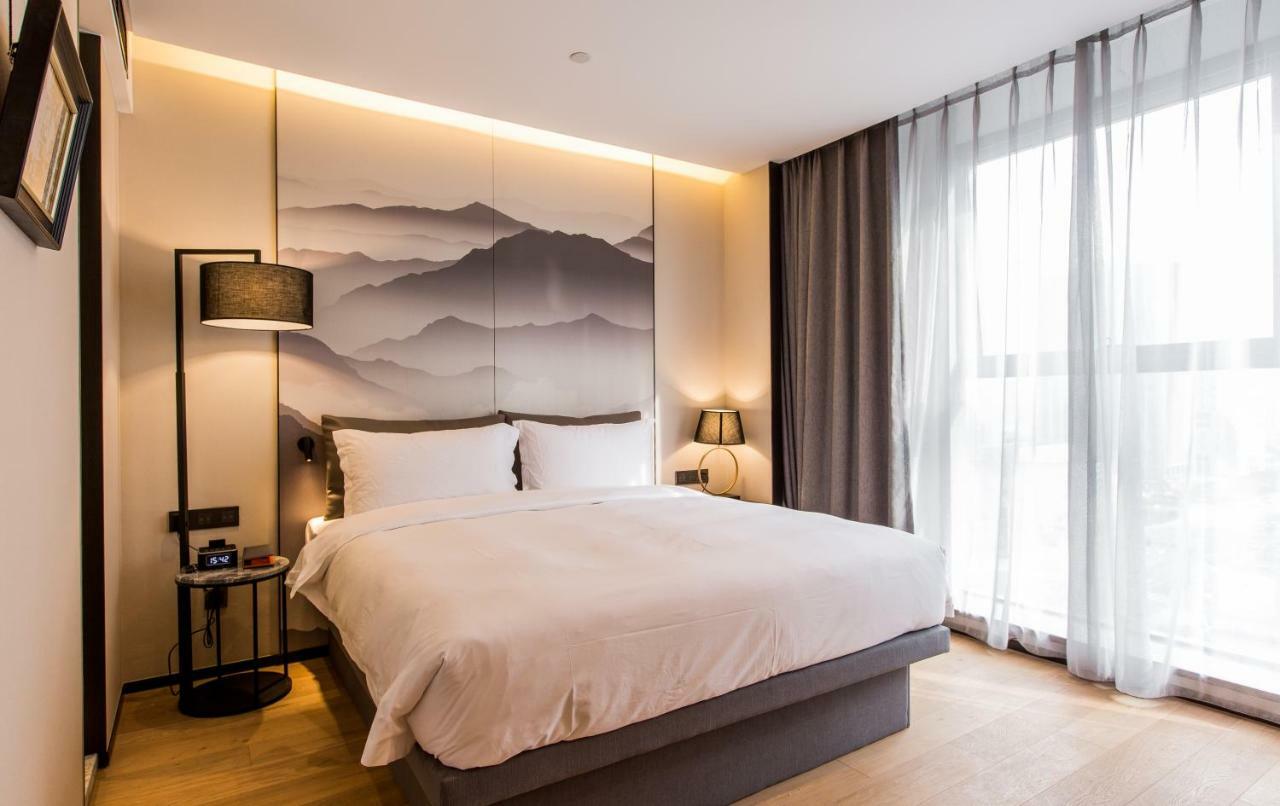 Howard Johnson By Wyndham Life Zhuoyuan Нинбо Екстериор снимка