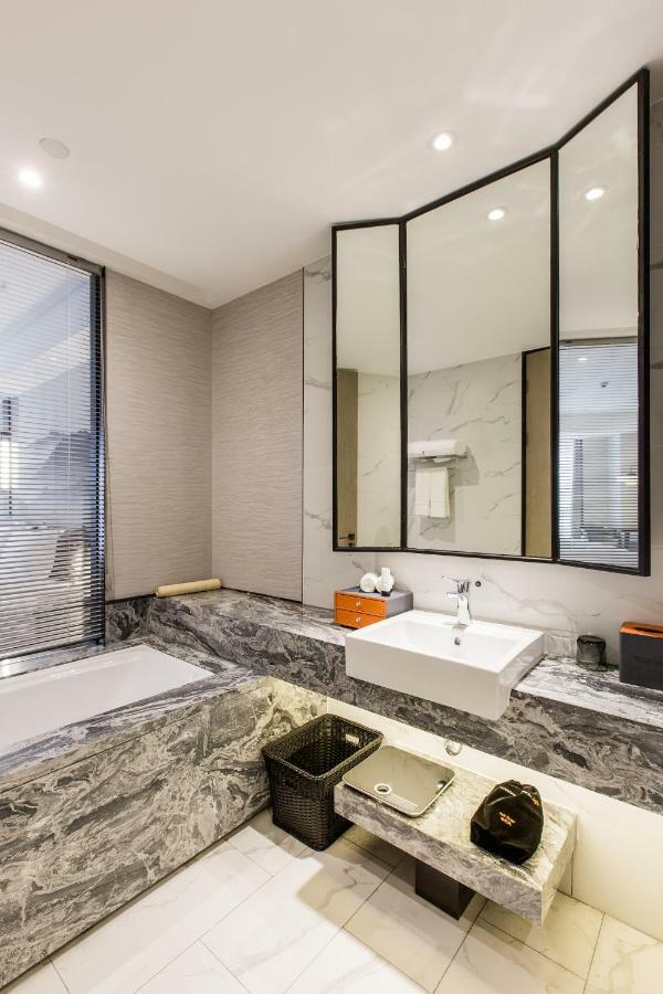 Howard Johnson By Wyndham Life Zhuoyuan Нинбо Екстериор снимка