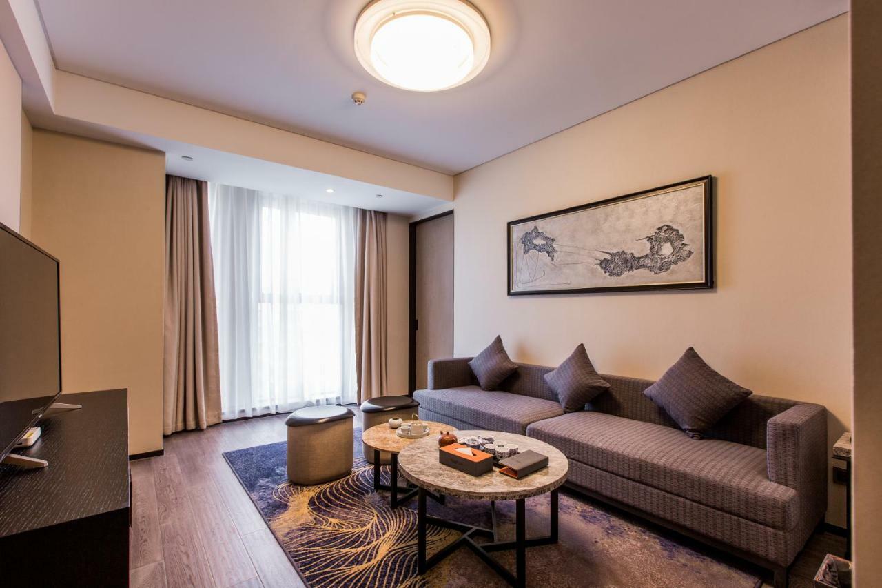 Howard Johnson By Wyndham Life Zhuoyuan Нинбо Екстериор снимка