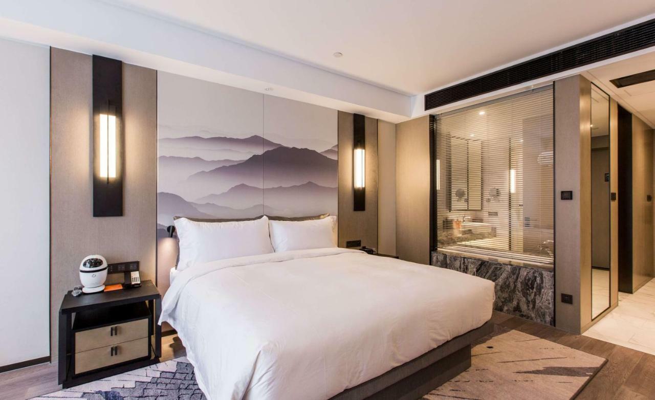 Howard Johnson By Wyndham Life Zhuoyuan Нинбо Екстериор снимка