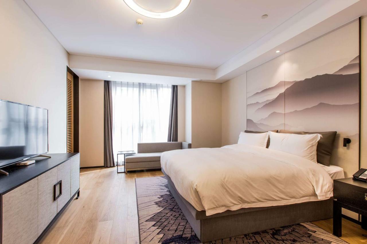 Howard Johnson By Wyndham Life Zhuoyuan Нинбо Екстериор снимка