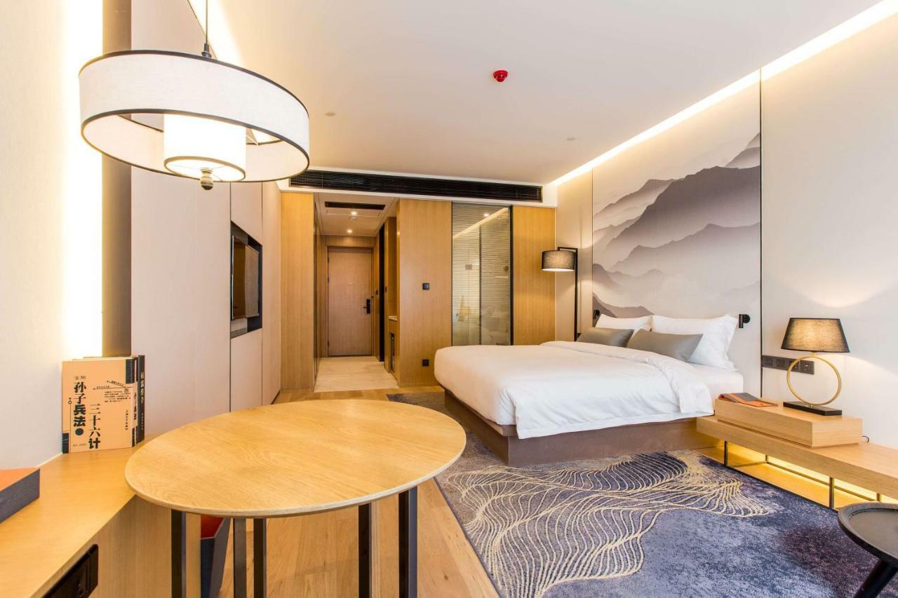 Howard Johnson By Wyndham Life Zhuoyuan Нинбо Екстериор снимка